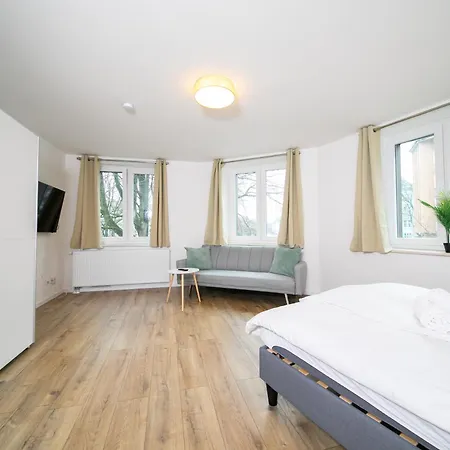 Stylish - 71 M² - Zentral - 10 Min Messe Apartment Düsseldorf